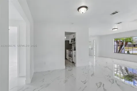 1248 Riviera Palm Bay FL 32905