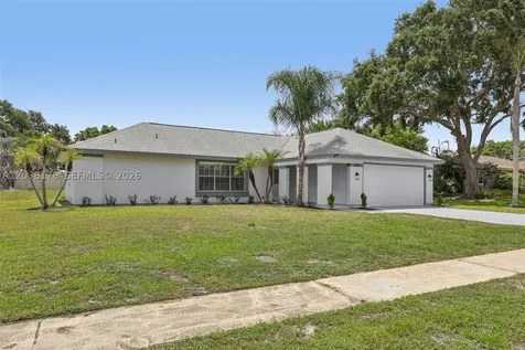 1248 Riviera Palm Bay FL 32905