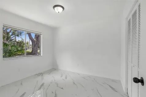 1248 Riviera Palm Bay FL 32905