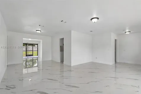 1248 Riviera Palm Bay FL 32905