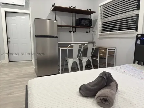 214 SW 2nd Terrace Dania Beach FL 33004