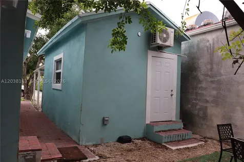 214 SW 2nd Terrace Dania Beach FL 33004