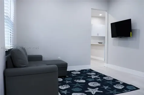 214 SW 2nd Terrace Dania Beach FL 33004