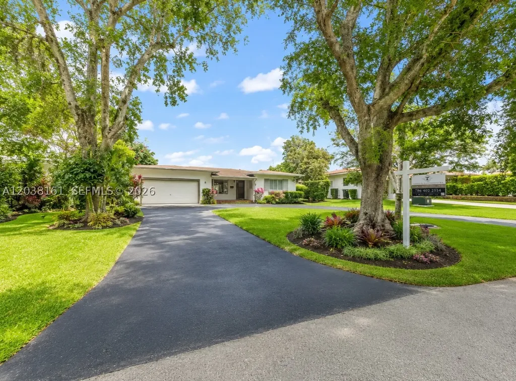 6121 SW 26th Street Miami FL 33155