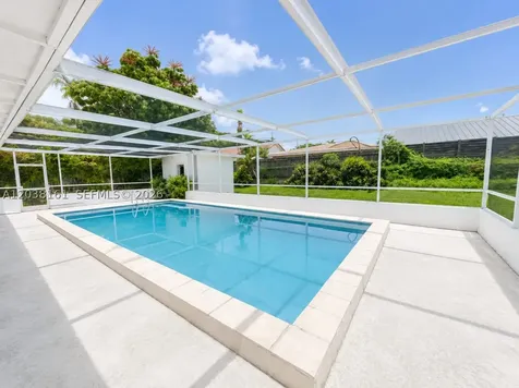 6121 SW 26th Street Miami FL 33155