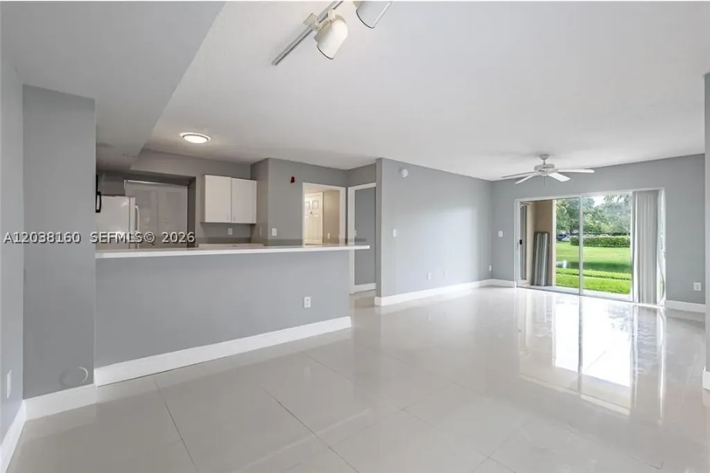 2600 S University Drive Davie FL 33328