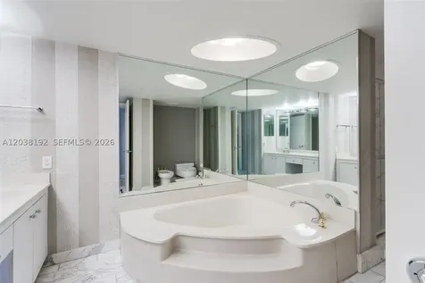 4000 Towerside Terrace Miami FL 33138