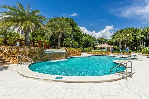 4000 Towerside Terrace Miami FL 33138