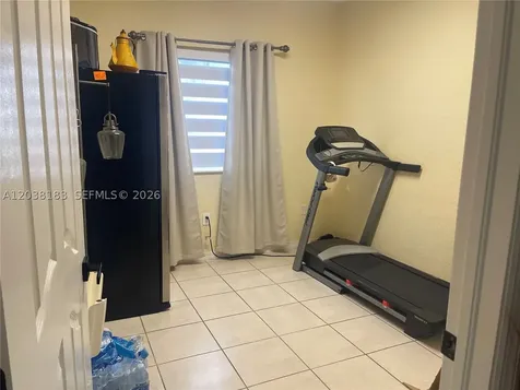 16364 SW 44th Way Miami FL 33185