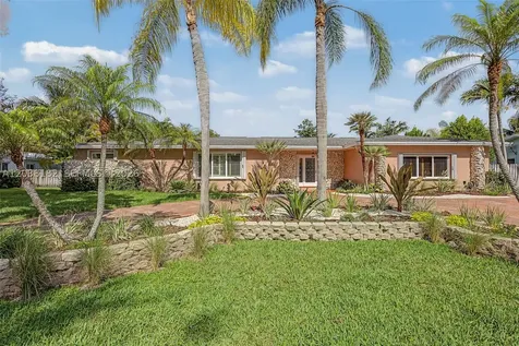 16842 SW SW 79 Place Palmetto Bay FL 33157