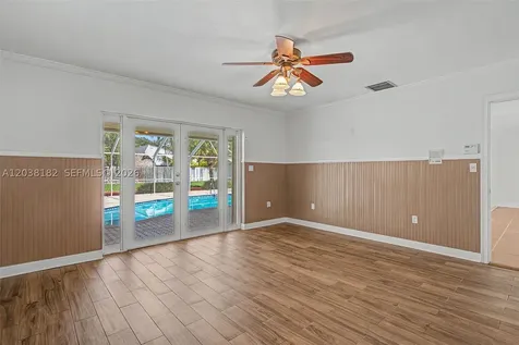 16842 SW SW 79 Place Palmetto Bay FL 33157