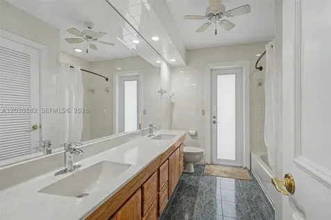 16842 SW SW 79 Place Palmetto Bay FL 33157