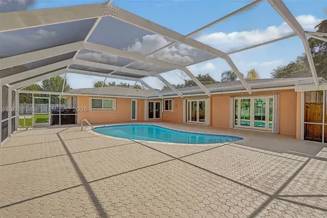 16842 SW SW 79 Place Palmetto Bay FL 33157