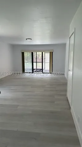 331 Lakeview Drive Weston FL 33326