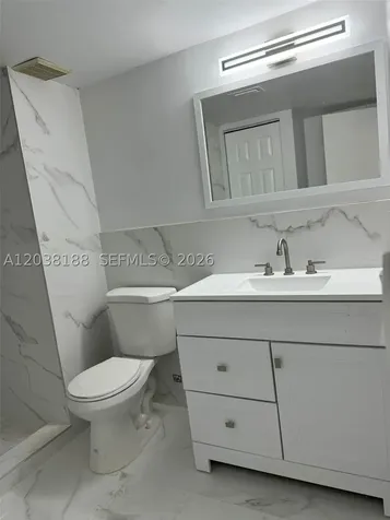 331 Lakeview Drive Weston FL 33326