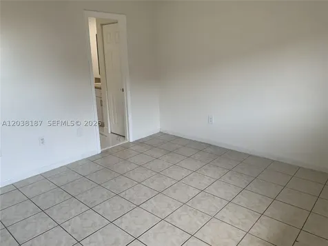 2319 W 60th Street Hialeah FL 33016