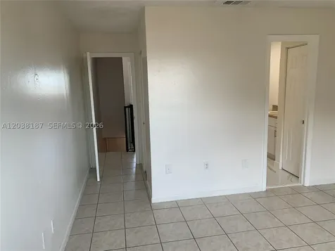 2319 W 60th Street Hialeah FL 33016