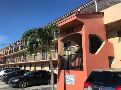 2319 W 60th Street Hialeah FL 33016
