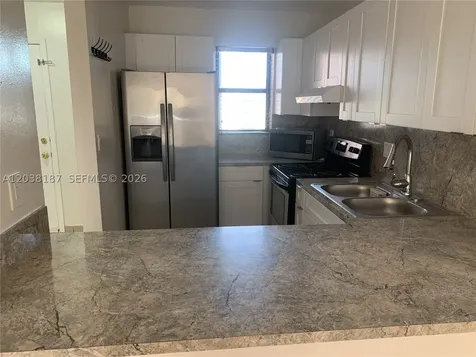 2319 W 60th Street Hialeah FL 33016