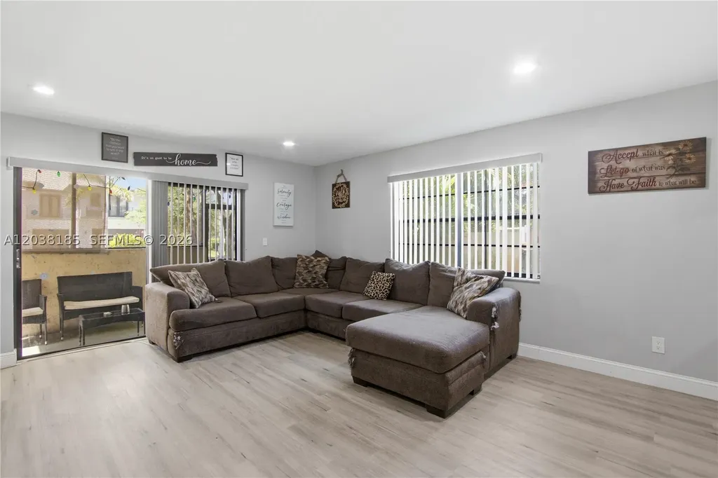 2882 Coral Springs Drive Coral Springs FL 33065