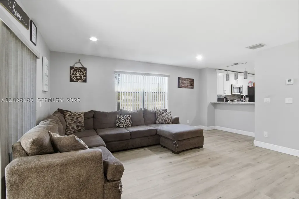 2882 Coral Springs Drive Coral Springs FL 33065