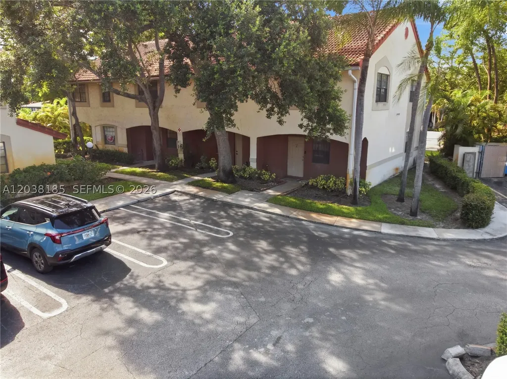 2882 Coral Springs Drive Coral Springs FL 33065