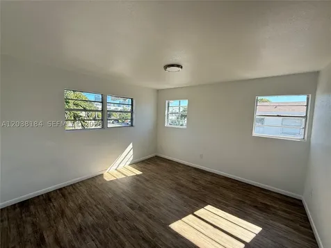 236 SW 10th Avenue Miami FL 33130