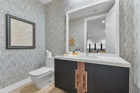 718 Valencia Avenue Coral Gables FL 33134