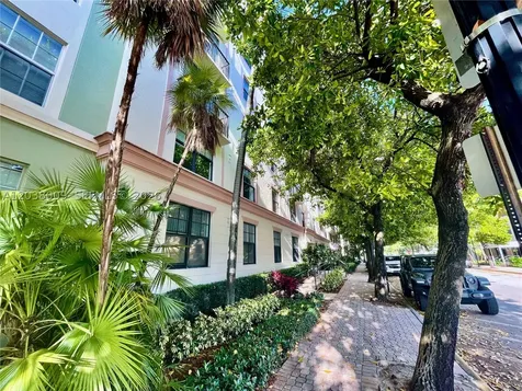 1919 Van Buren Street Hollywood FL 33020