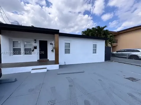 4783 NW Flagler Terrace Miami FL 33126
