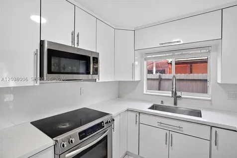 14102 SW 167th Terrace Miami FL 33177