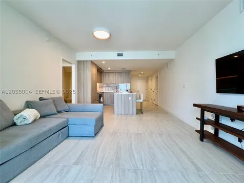 77 SE 5th Street Miami FL 33131