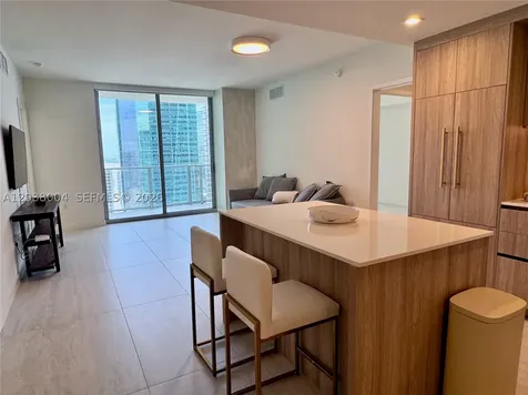 77 SE 5th Street Miami FL 33131