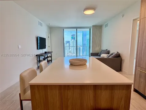77 SE 5th Street Miami FL 33131