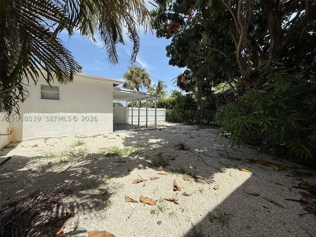 600 NW 116th Terrace Miami FL 33168
