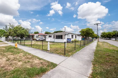 2501 NW 55th Terrace Miami FL 33142