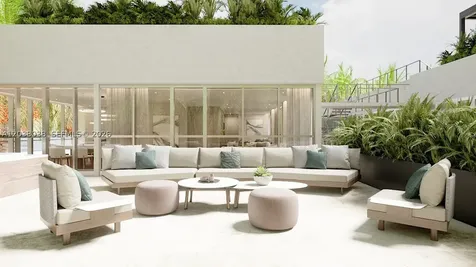 250 Collins Avenue Miami Beach FL 33139