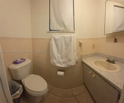 2560 W 60th Street Hialeah FL 33016