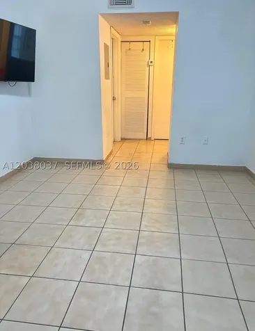 2560 W 60th Street Hialeah FL 33016