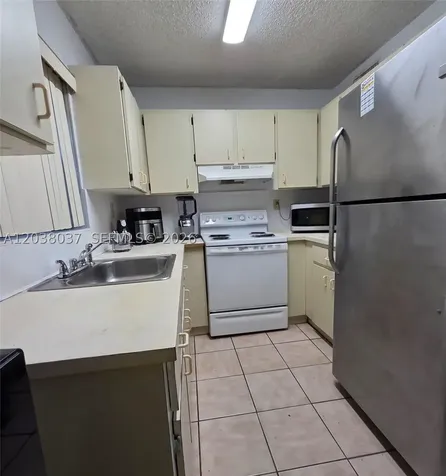 2560 W 60th Street Hialeah FL 33016