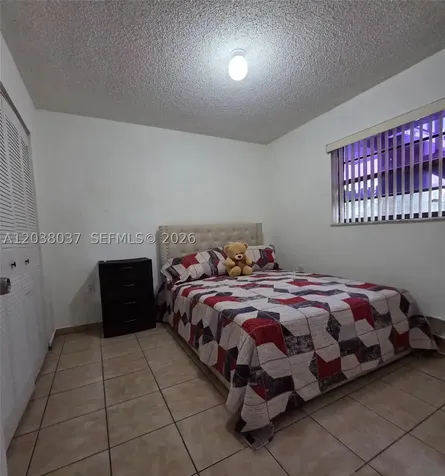 2560 W 60th Street Hialeah FL 33016