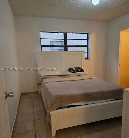 2560 W 60th Street Hialeah FL 33016
