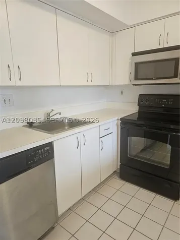 3300 NE 191st Street Aventura FL 33180