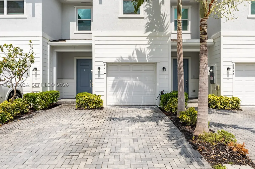 5319 Flannigan Way Lake Worth FL 33463