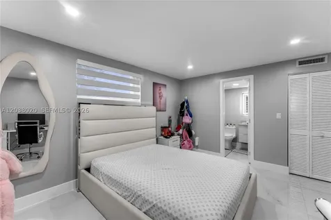 15470 SW 82nd Lane Miami FL 33193