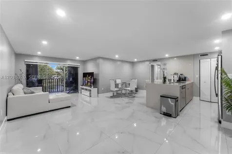 15470 SW 82nd Lane Miami FL 33193