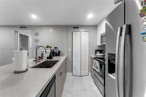 15470 SW 82nd Lane Miami FL 33193