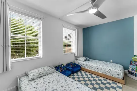 460 NW 86th Place Miami FL 33126