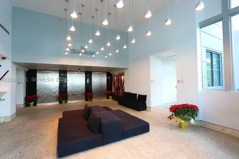 110 Washington Avenue Miami Beach FL 33139