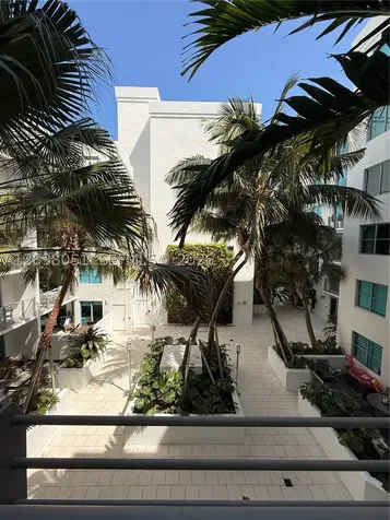 110 Washington Avenue Miami Beach FL 33139
